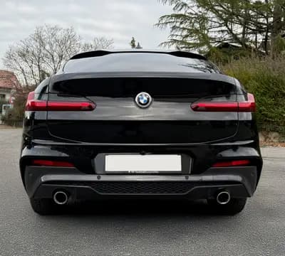 BMW X4 — arrière