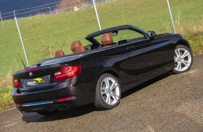 BMW Serie 2 — côté