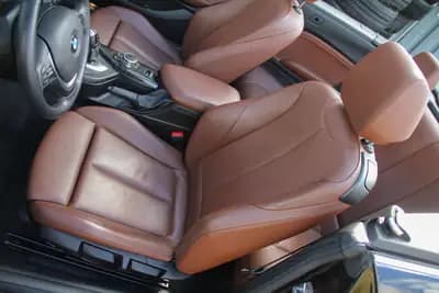 BMW Serie 2 — Miniature 9