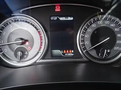 Suzuki Vitara — Miniature 11