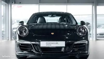 Porsche 911 GTS — arrière