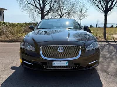 Jaguar XJ Portfolio — exterior view
