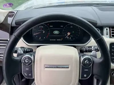 Land Rover Range Rover LWB 5.0 V8 SC Autobiography — Prestige et puissance, 101'500 km — Miniatura 11