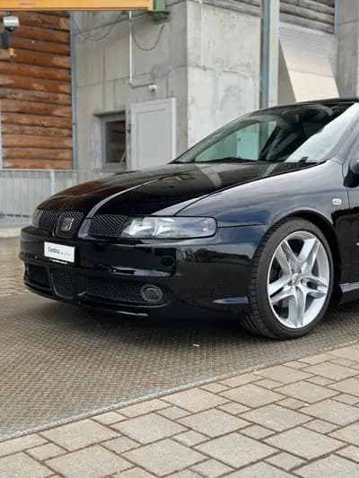 SEAT Leon Cupra 4 Kompressor ABT — Rare 286 ch, 4x4 turbo, 1 sur 150 — dashboard