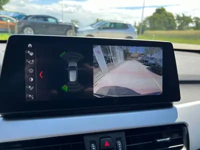 BMW X1 xDrive 20i – SUV compact polyvalent et fiable — Thumbnail 7