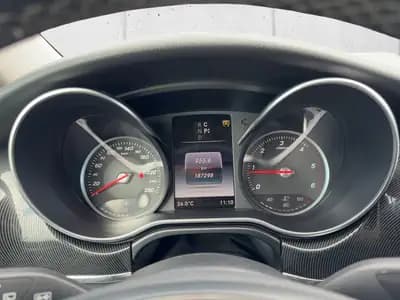 Mercedes-Benz V 250 d Lang 4Matic — Monospace 7 places, diesel efficace, transmission automatique — Miniature 11