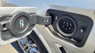 BMW X3 xDrive 30e — SUV hybride rechargeable, 18 200 km, pack M Sport — Thumbnail 16