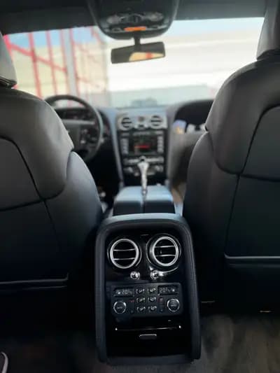 Bentley Continental Flying Spur 6.0 — Berline de luxe britannique, 114'000 km, sans accident — Thumbnail 23