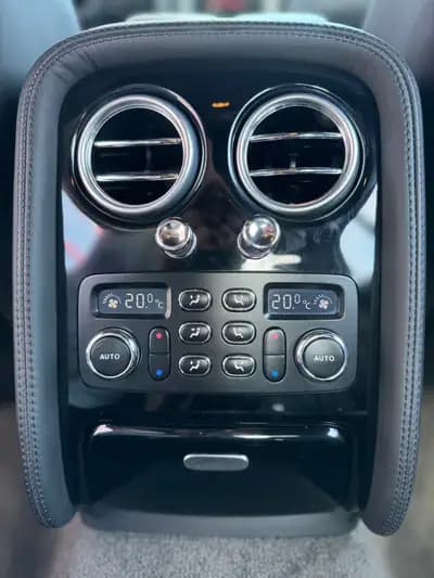 Bentley Continental Flying Spur 6.0 — Berline de luxe britannique, 114'000 km, sans accident — Thumbnail 24