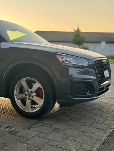 Audi Q2 1.4 TFSI Sport S-tronic — SUV urbain dynamique, entretien inclus — Thumbnail 17