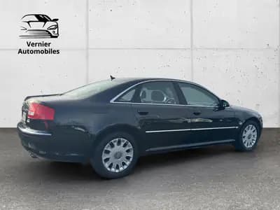 Audi A8 4.2 Quattro — Berline de prestige, 349 ch et transmission intégrale — Miniatur 8