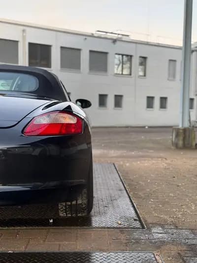 Porsche Boxster — Thumbnail 13