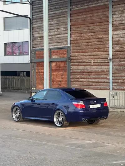 BMW M5 E60 — Berline sportive de légende, état collection exceptionnel — Thumbnail 8