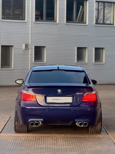 BMW M5 E60 — Berline sportive de légende, état collection exceptionnel — Thumbnail 12