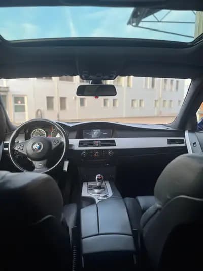BMW M5 E60 — Berline sportive de légende, état collection exceptionnel — Thumbnail 18