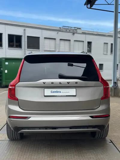 Volvo XC90 T8 eAWD R-Design — SUV 7 places hybride rechargeable, 33'650 km seulement — Thumbnail 12