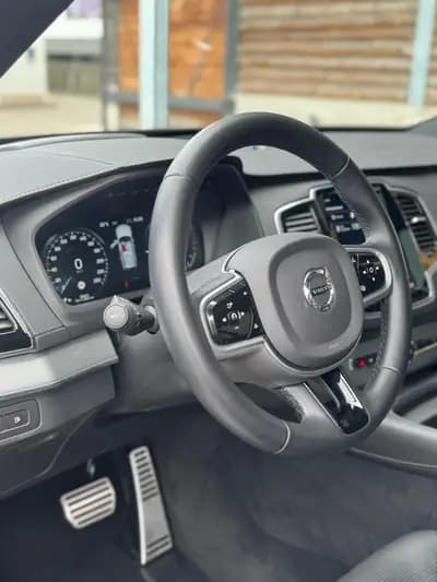 Volvo XC90 T8 eAWD R-Design — SUV 7 places hybride rechargeable, 33'650 km seulement — Thumbnail 20