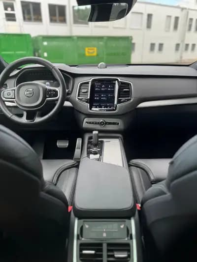 Volvo XC90 T8 eAWD R-Design — SUV 7 places hybride rechargeable, 33'650 km seulement — Thumbnail 22