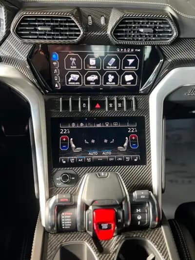 Lamborghini Urus E-Gear Graphite Capsule — SUV sportif 650 ch, kilométrage modéré, état impeccable — Thumbnail 28