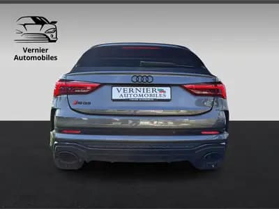 Audi RS Q3 Sportback quattro — 400 ch dynamiques, SUV coupé haute performance — intérieur