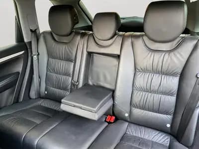 Porsche Cayenne 2005 — SUV légendaire, entretien exemplaire, sans accident — interior