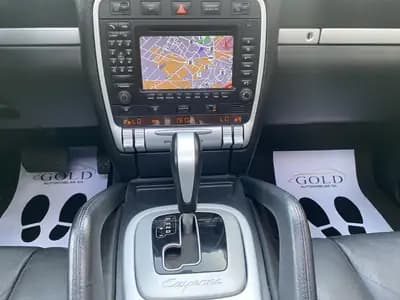 Porsche Cayenne 2005 — SUV légendaire, entretien exemplaire, sans accident — Thumbnail 8