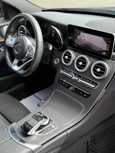 Mercedes-Benz C 200 AMG Line 4Matic — Berline Premium Suisse, 1ère Main Leasing — Thumbnail 22