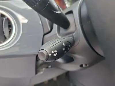 Fiat 500 0.9 TwinAir Pop Star — Citadine économique et agile, sans accident — Thumbnail 11