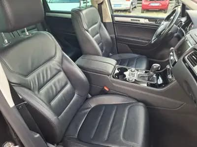 VW Touareg 3.0 TDI — SUV premium diesel, suspension pneumatique, kilométrage maîtrisé — Thumbnail 8
