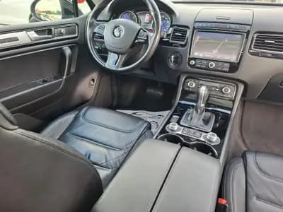 VW Touareg 3.0 TDI — SUV premium diesel, suspension pneumatique, kilométrage maîtrisé — Thumbnail 11