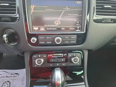 VW Touareg 3.0 TDI — SUV premium diesel, suspension pneumatique, kilométrage maîtrisé — Thumbnail 19