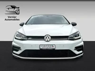VW Golf 1.5 TSI EVO Highline DSG — Compacte dynamique, faible consommation et garantie 12 mois — exterior view