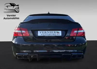 Mercedes-Benz E 63 AMG — Berline sport légendaire, 525 ch et expertise récente — Armaturenbrett