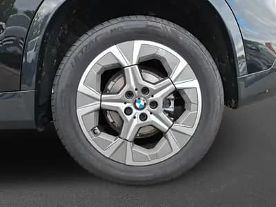 BMW X1 sDrive 18i xLine 2025 — SUV compact premiumà faible kilométrage, première main — dashboard