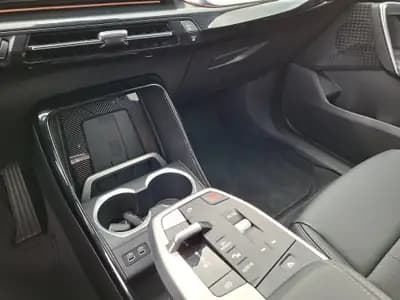 BMW X1 sDrive 18i xLine 2025 — SUV compact premiumà faible kilométrage, première main — Thumbnail 11