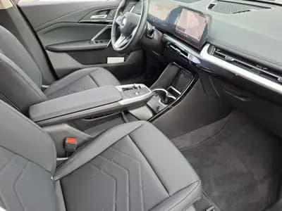 BMW X1 sDrive 18i xLine 2025 — SUV compact premiumà faible kilométrage, première main — Thumbnail 15