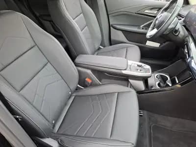 BMW X1 sDrive 18i xLine 2025 — SUV compact premiumà faible kilométrage, première main — Thumbnail 16