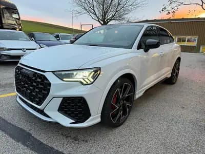 Audi RS Q3 Sportback - Performance sportive et élégance blanche — fianco