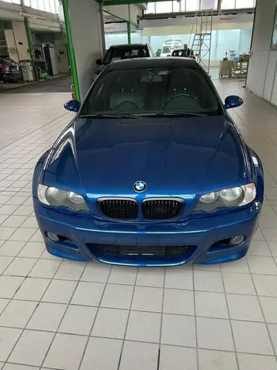 BMW M3 Coupé 2002 — Sportive mythique révisée, arrière renforcé — exterior view