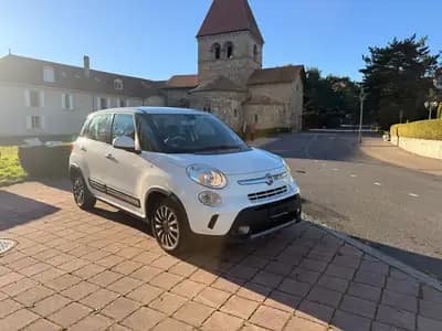 FIAT 500L 0.9 TwinAir Turbo Pop Star — Minivan compact économique et sans sinistre — rear view