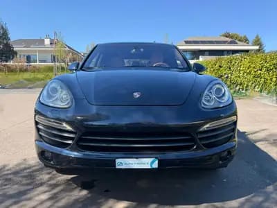 Porsche Cayenne S 2011 — SUV sportif 400 ch, sans accident, entretien suivi — rear view