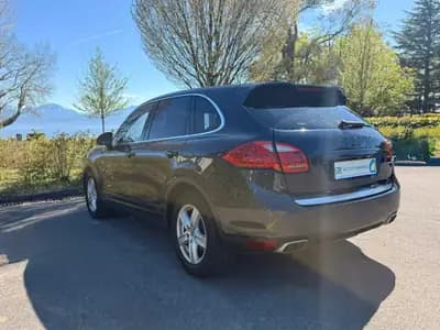 Porsche Cayenne S 2011 — SUV sportif 400 ch, sans accident, entretien suivi — interior