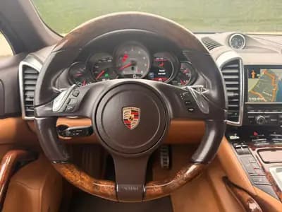 Porsche Cayenne S 2011 — SUV sportif 400 ch, sans accident, entretien suivi — Thumbnail 13