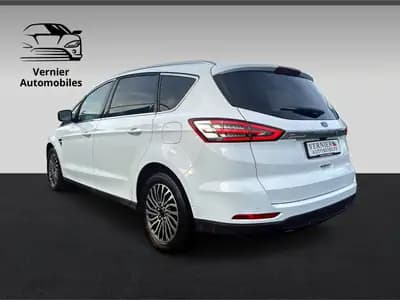 Ford S-MAX 2.0 TDCi Vignale — Monospace 7 places, diesel efficace, très bon état — Innenraum