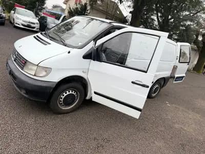 Mercedes-Benz Vito 108CDI — Utilitaire diesel robuste, 151'000 km, sans sinistre — Thumbnail 11