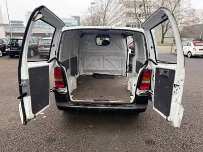 Mercedes-Benz Vito 108CDI — Utilitaire diesel robuste, 151'000 km, sans sinistre — Thumbnail 12