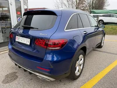 Mercedes-Benz GLC 400 d 4Matic AMG Line – Puissance et élégance réunies — rear view