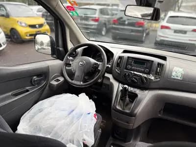 Nissan NV200 1.6 16V 110 — Utilitaire compact fiable, sans accident — Thumbnail 9