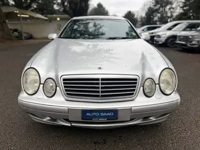 Mercedes-Benz CLK 230 Kompressor — Coupé sportif 2001, 197 ch automatique — exterior view