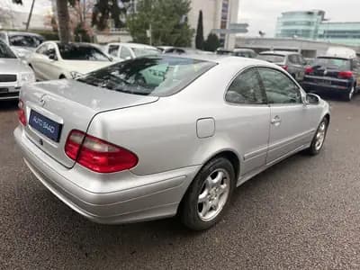 Mercedes-Benz CLK 230 Kompressor — Coupé sportif 2001, 197 ch automatique — dashboard